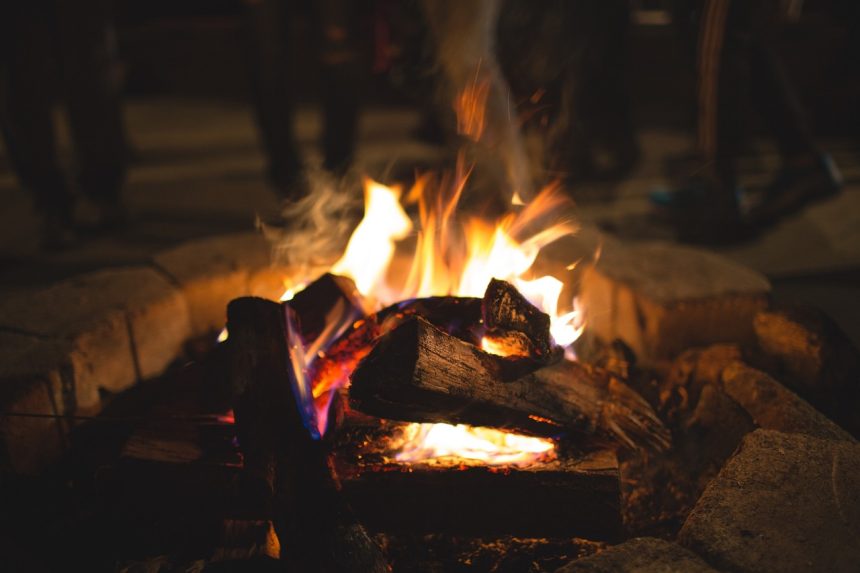 Ultimate Guide to Beginner Camping Essentials List